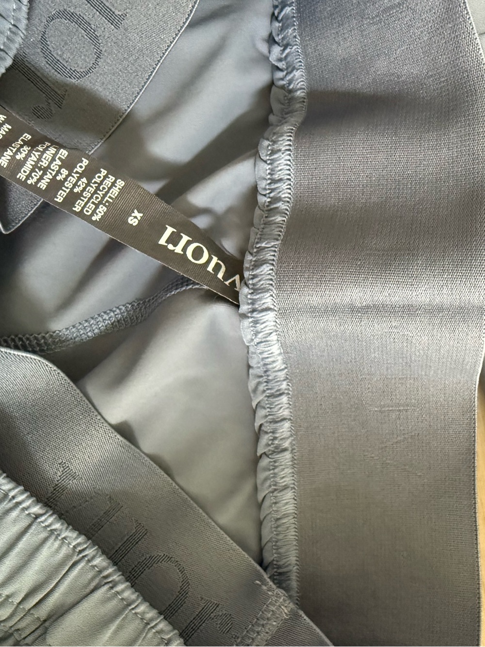 Vuori Luna Short and matching bra top in Cloud - Picture 7 of 9